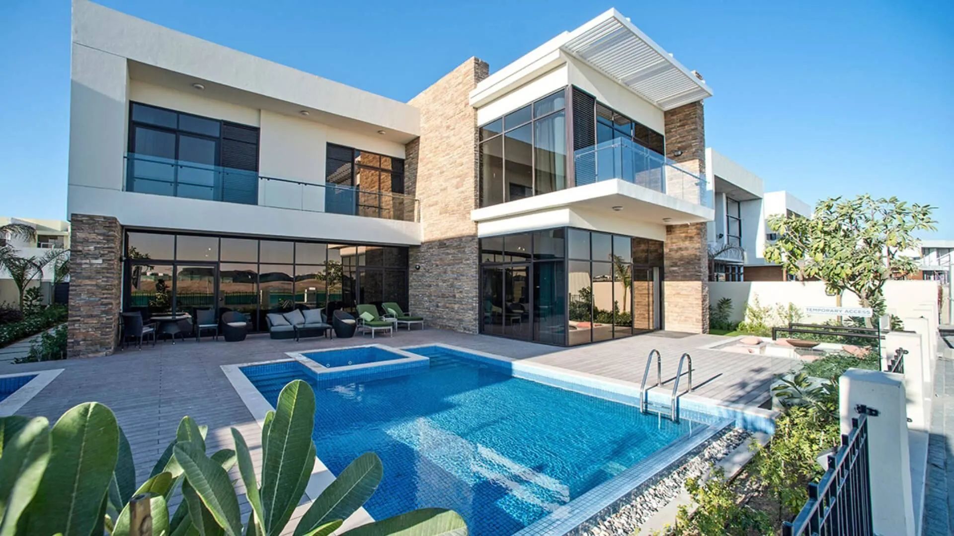330 Riverside Crescent
