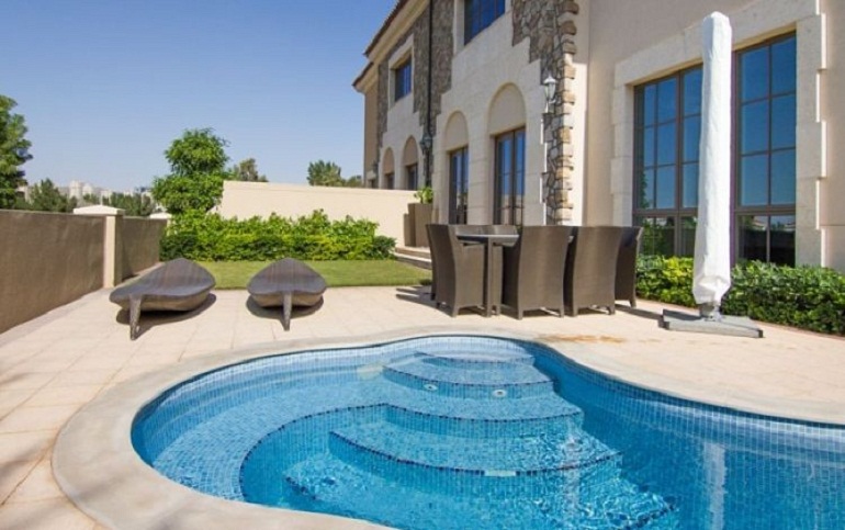330 Riverside Crescent
