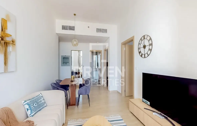 uploads/sale_property/-1-bedroom-apartment-regina-tower-at-jumeirah-village-circle-795-sqft/ced8439a211221ddc259b46e33bb5d6a.webp